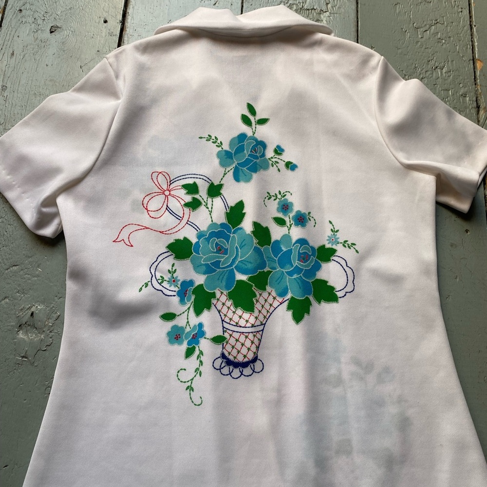 3/$10 Vintage shirt